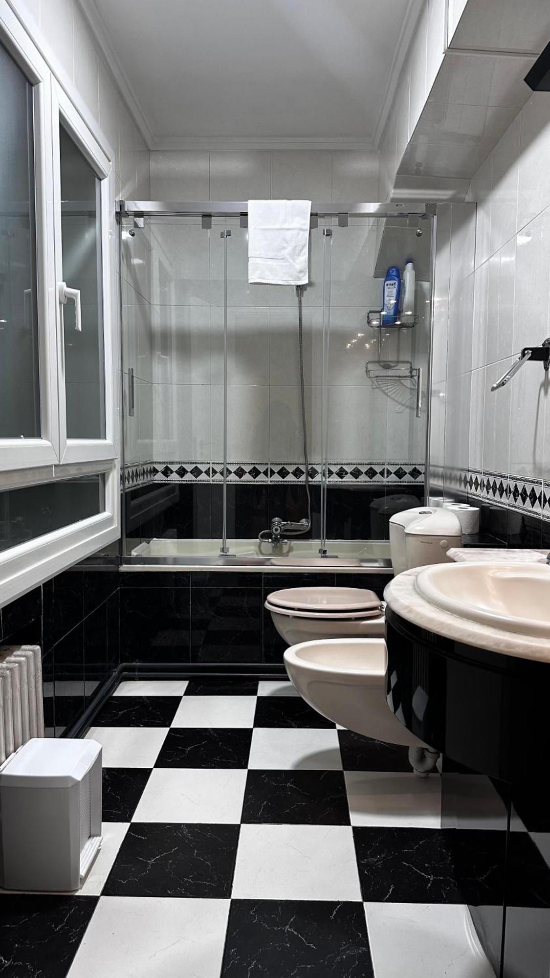 Fantástico apartamento en el centro de Bilbao Exterior foto